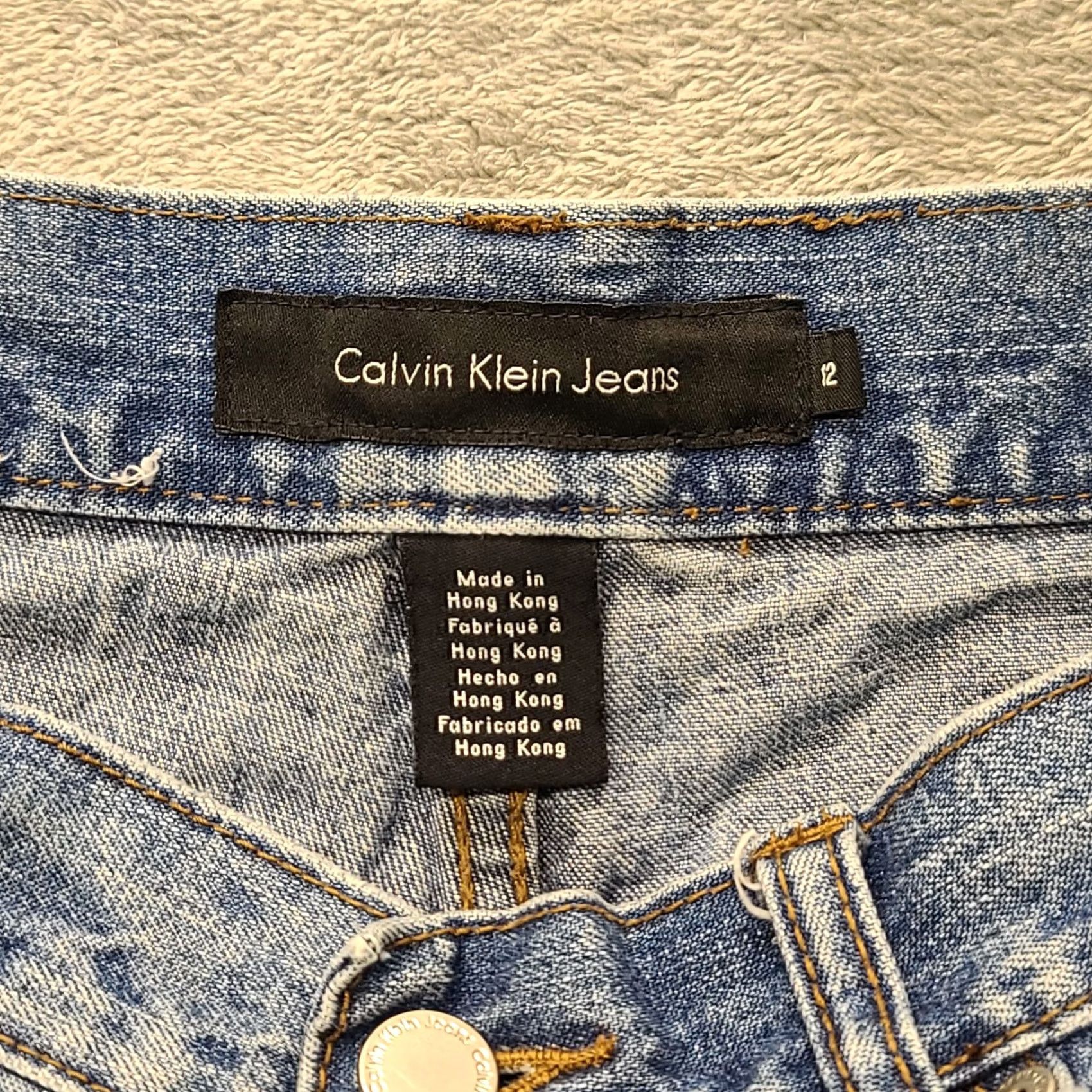 Calvin Klein Calvin Klein Mom Shorts Womens 12 Blue Denim High Rise 90s Y2K Cotton Casual Denim Shorts Womens 90s Mens? Size 34" / US 12 / IT 48 - 2 Thumbnail