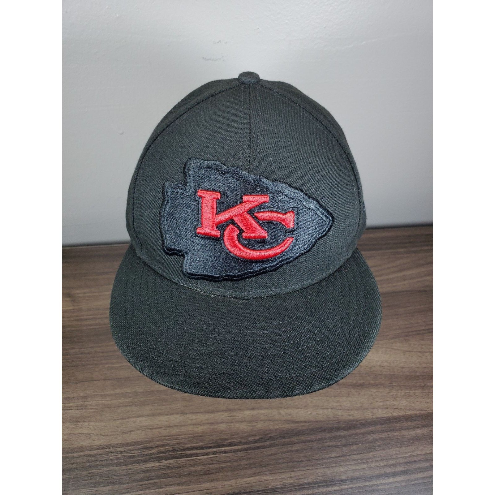 NFL × New Era Kansas City Chiefs Black & Red 9Fifty Snapback Hat Cap Size ONE SIZE - 2 Thumbnail