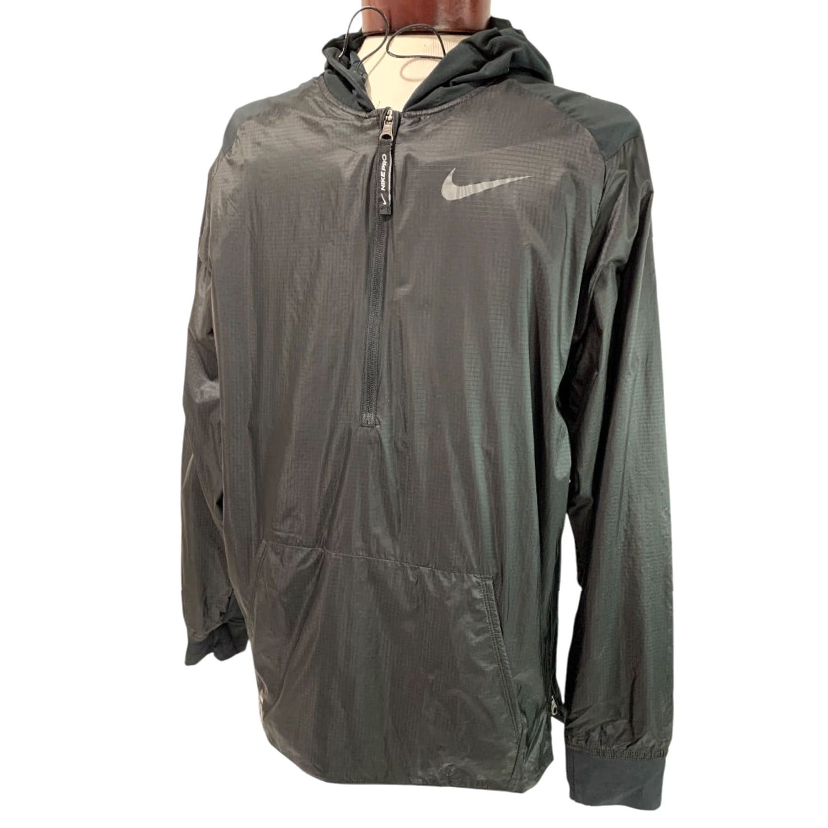 Nike Nike Pro Repel Jacket Hooded Windbreaker 1/2 Zip M Black DM5536 Mens Size US M / EU 48-50 / 2 - 2 Thumbnail