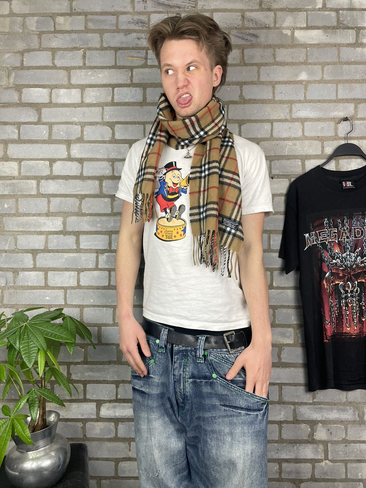 Burberry × Vintage Burberry vintage 100% lambswool checked scarf Size ONE SIZE - 4 Thumbnail