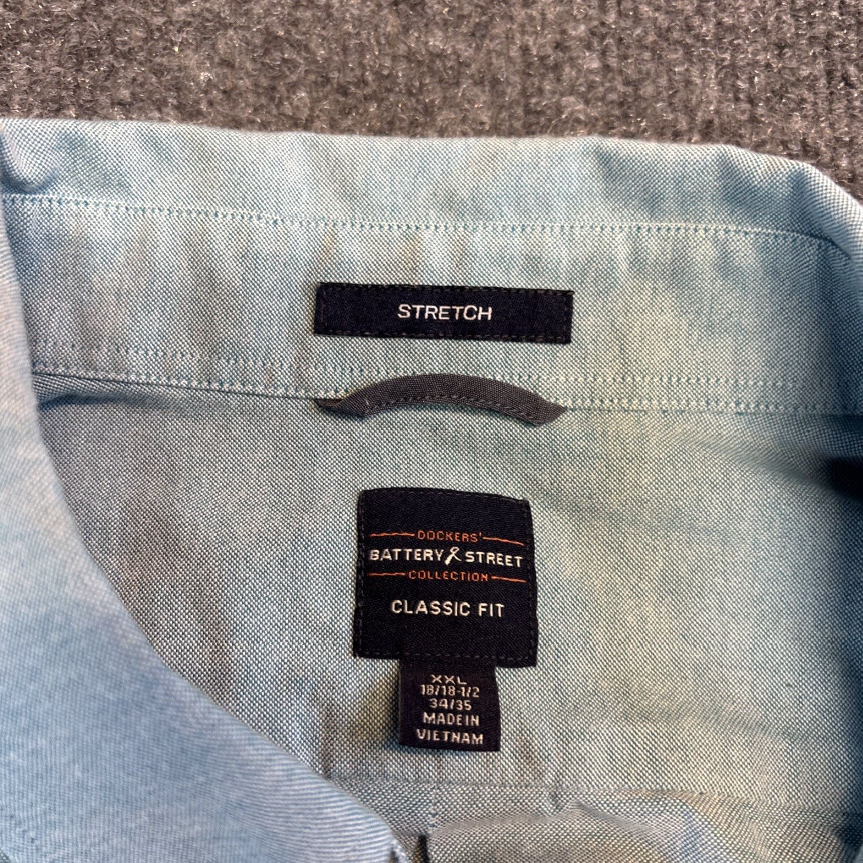 Dockers DOCKERS Chambray Button-Down Shirt Mens 2XL Blue Stretch Battery Street Nautical Casual Workwear Men Size US XXL / EU 58 / 5 - 2 Thumbnail