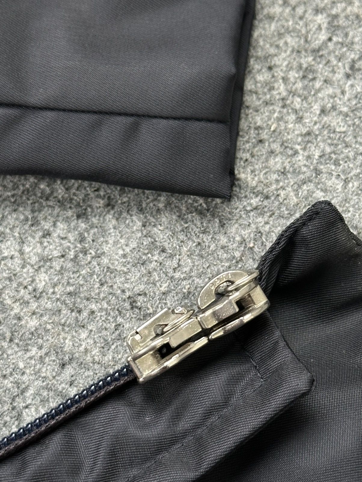 Prada Prada - Mac Zip-Up Nylon Coat - Emblem Logo With Neck Strap Size US M / EU 48-50 / 2 - 19 Thumbnail