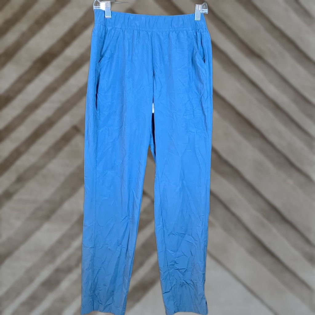 Eddie Bauer Eddie Bauer Womens Pants Navy Pull On Mid Rise Straight Leg Stretch Small Pants Women Regular Size S Inseam 27 in Size 28" / US 6 / IT 42 - 1 Thumbnail