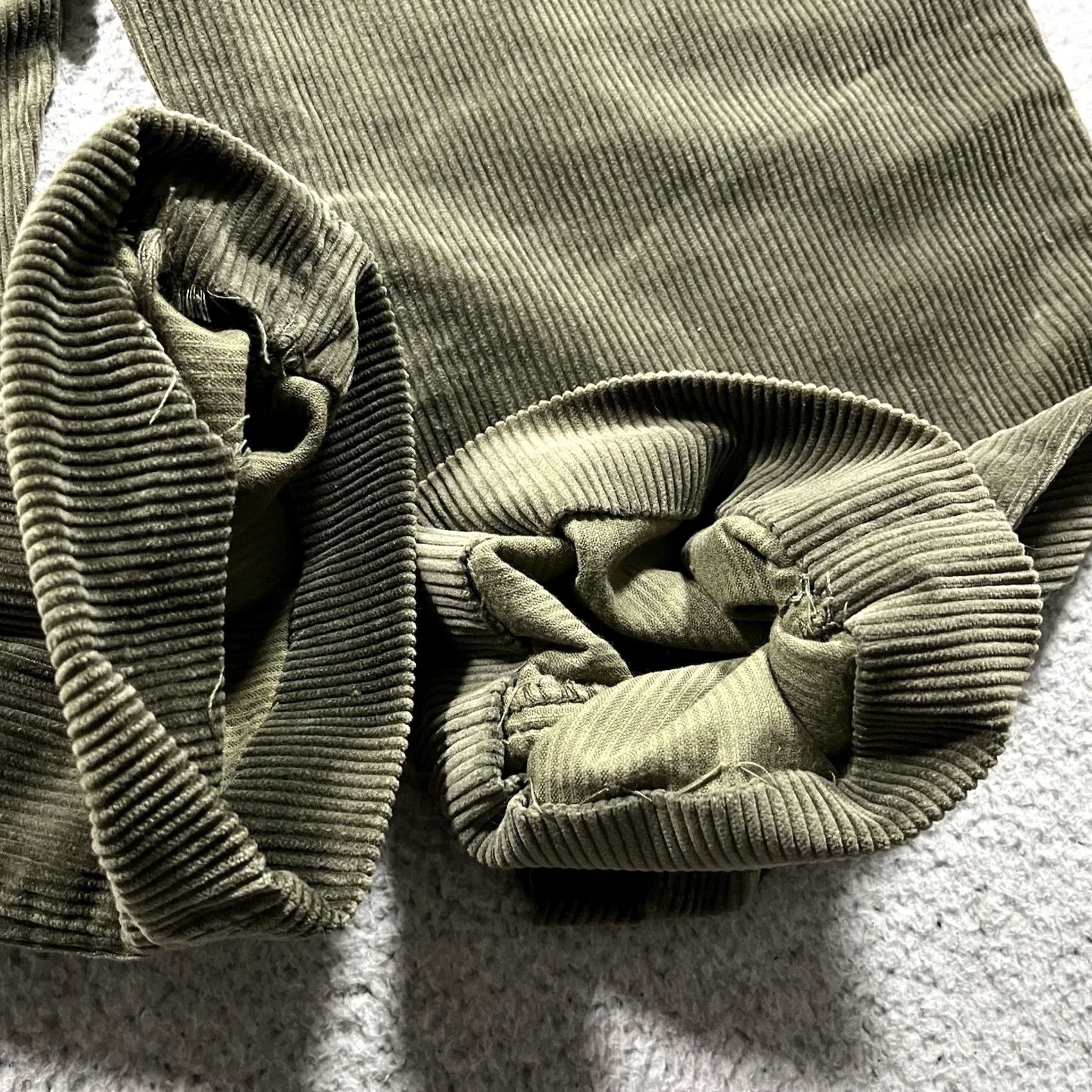 Lee Lee Corduroy Pants Mens 35x29 Olive Vintage Preppy Casual 5-Pocket Chino Straight Regular USA 80s 90s Mens Clothing Size US 35 - 2 Thumbnail