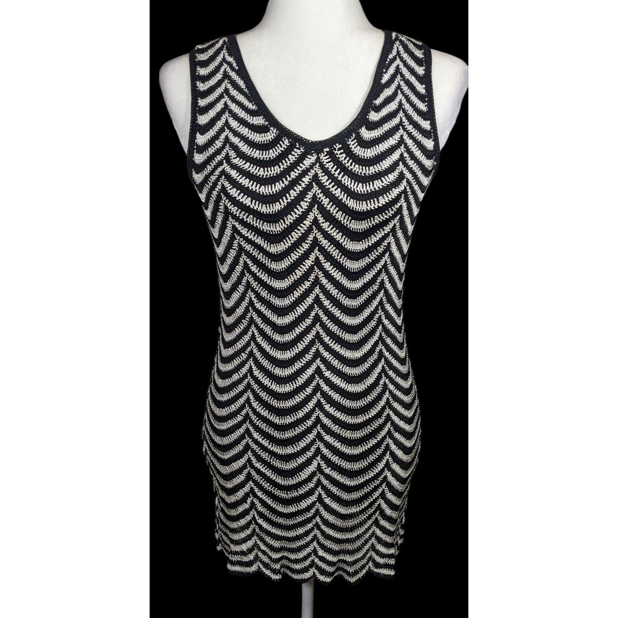 Other Nicowa Black And White Scalloped Crochet Dress Size XS / US 0-2 / IT 36-38 - 1 Thumbnail
