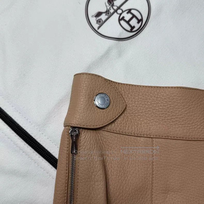 Hermes Hermes Classic Khaki Leather Skirt Size 24" / US 00 / IT 34 - 4 Thumbnail
