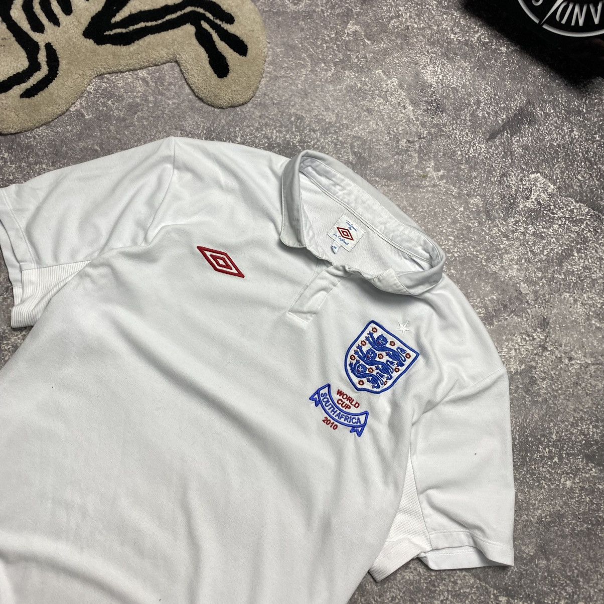 Umbro Vintage Umbro England 2009-2010 National soccer jersey Size US L / EU 52-54 / 3 - 2 Thumbnail