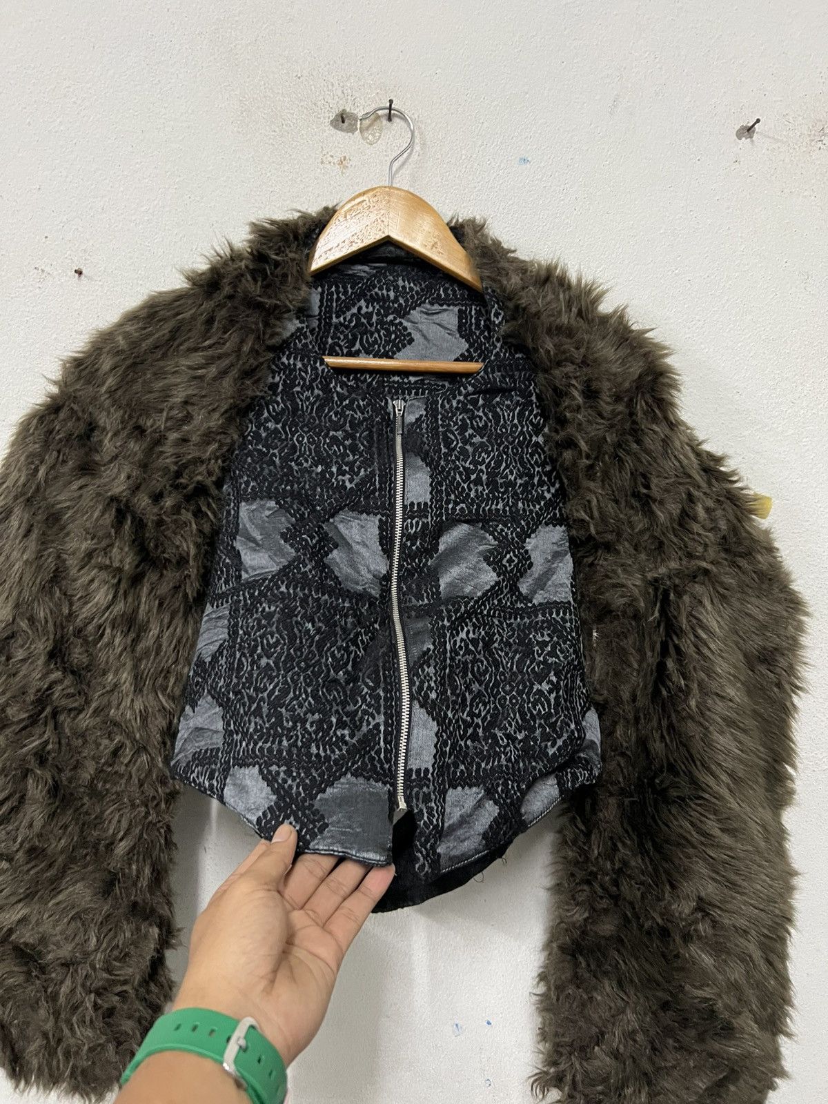 Japanese Brand Fur Japanese Brand Size M / US 6-8 / IT 42-44 - 3 Thumbnail