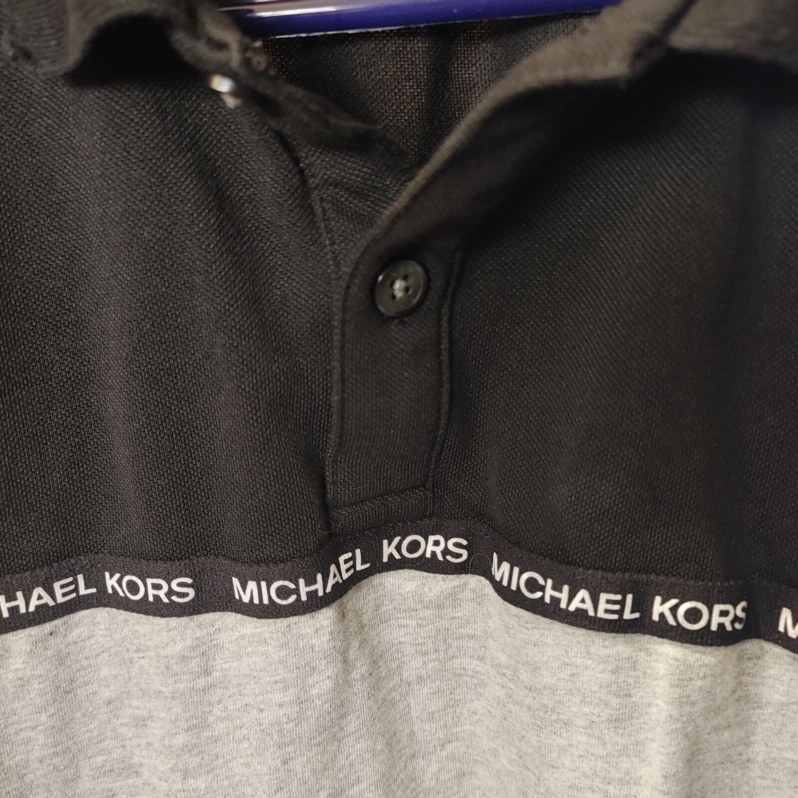 Michael Kors Michael Kors Men's Duo-Tone Black/White Short Sleeve Half Bu Size US M / EU 48-50 / 2 - 5 Thumbnail