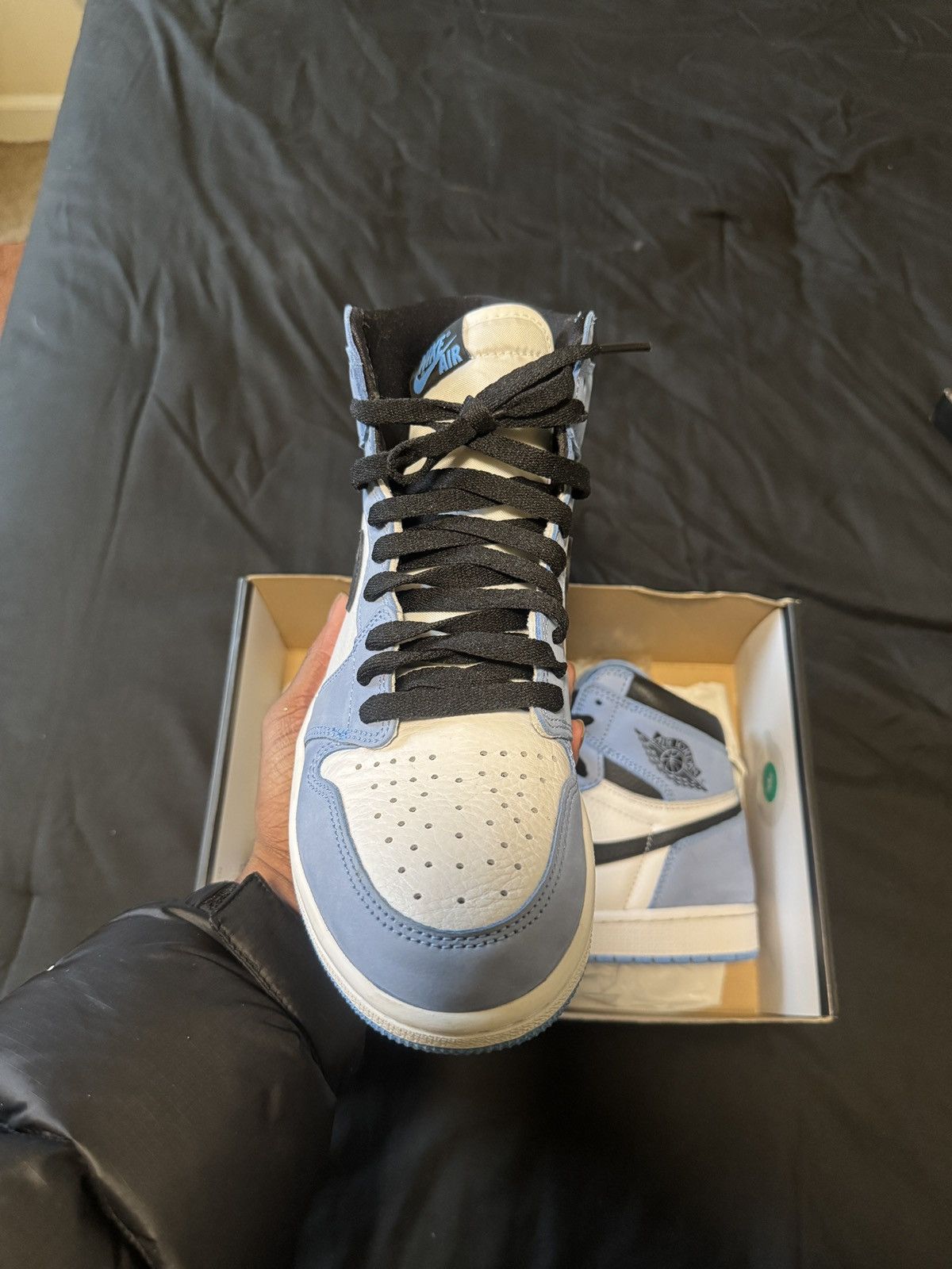 Jordan Brand Jordan 1 University Blue Size US 9.5 / EU 42-43 - 2 Thumbnail