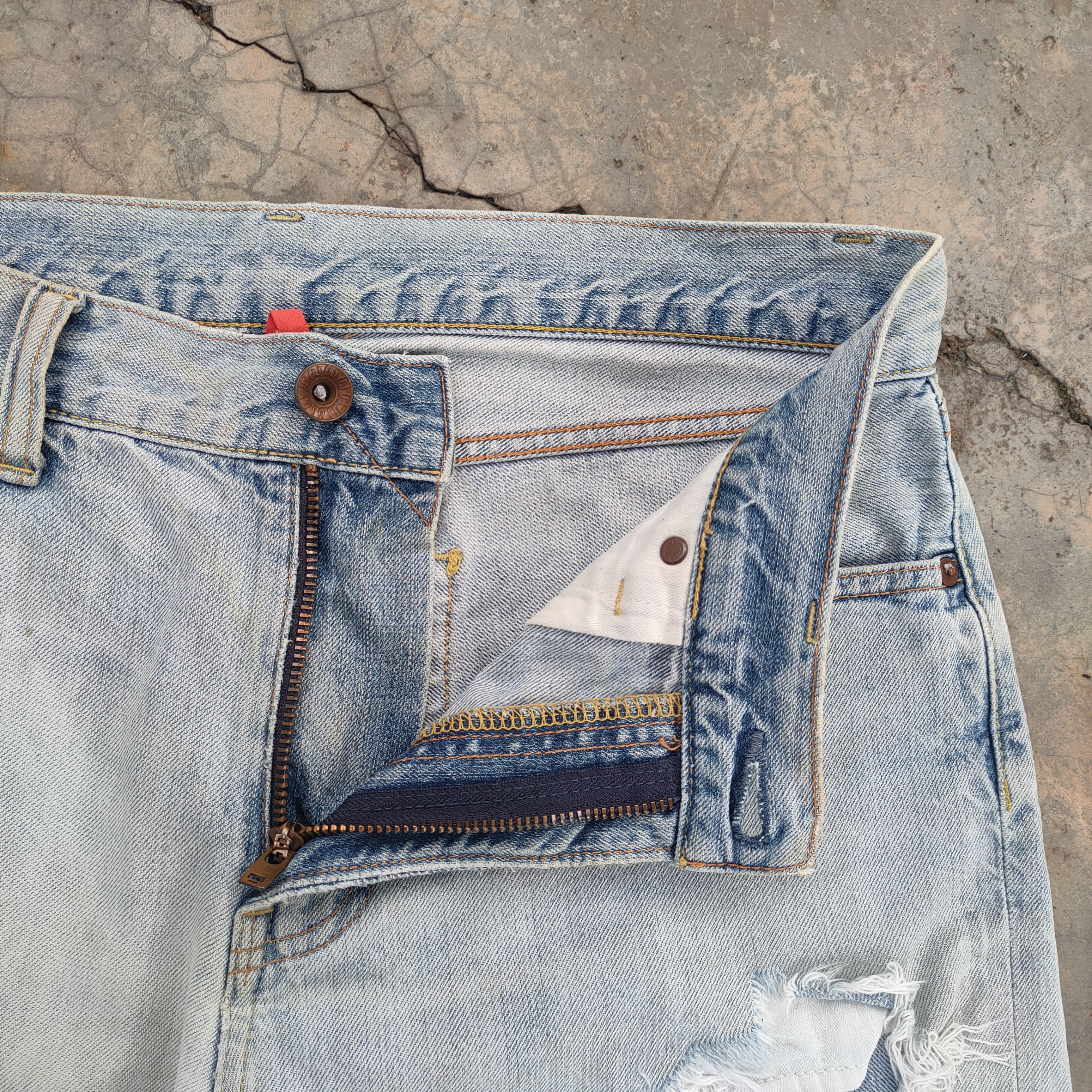 Japanese Brand Vintage japanese ripped faded MUD WASHED jeans denim pants Size US 34 / EU 50 - 7 Thumbnail