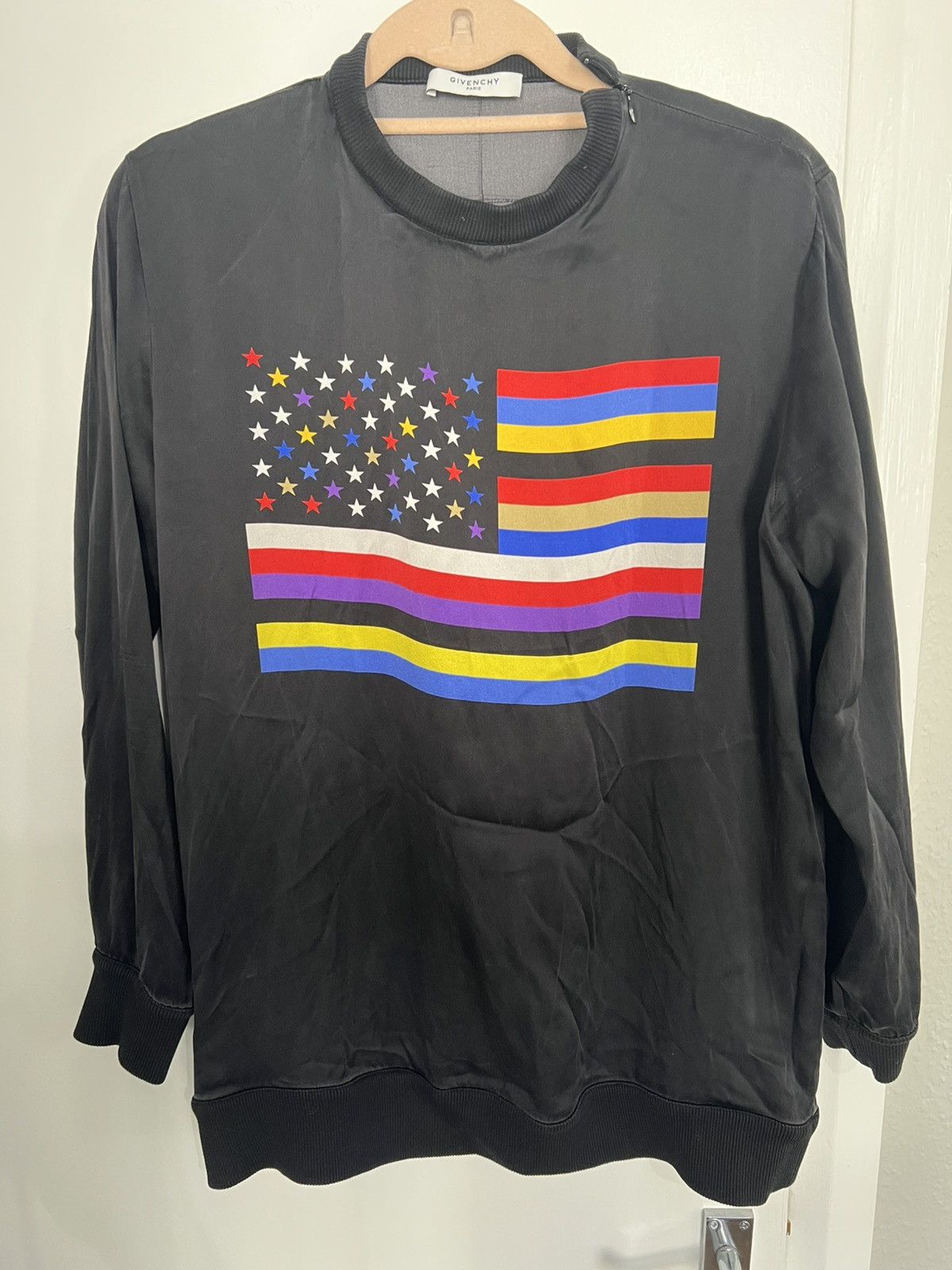 Givenchy Givenchy silk long sleeve top Size US S / EU 44-46 / 1 - 1 Thumbnail