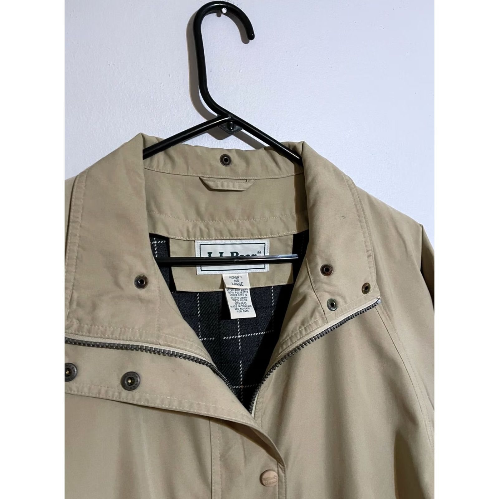 Vintage L.L. Bean Women's Large L Beige Rain Trench Jacket Coat Button Zip Full Length Wool Liner Casual Solid Polyester Knit Fall Spring Winter Size L / US 10 / IT 46 - 3 Thumbnail