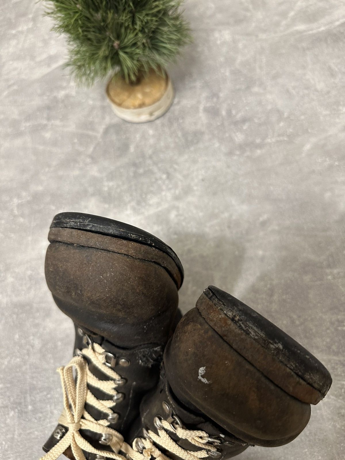 Vintage Vintage Military Brown Leather Boots Y2K style Size US 10 / EU 43 - 5 Thumbnail