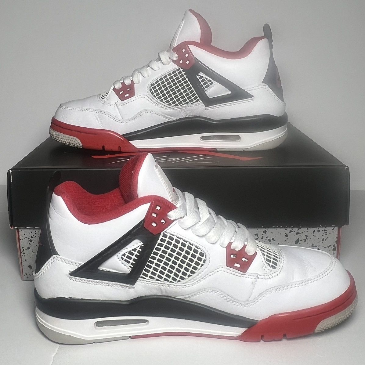Jordan Brand Jordan 4 Retro ‘Fire Red’ Size US 7 / EU 40 - 3 Thumbnail