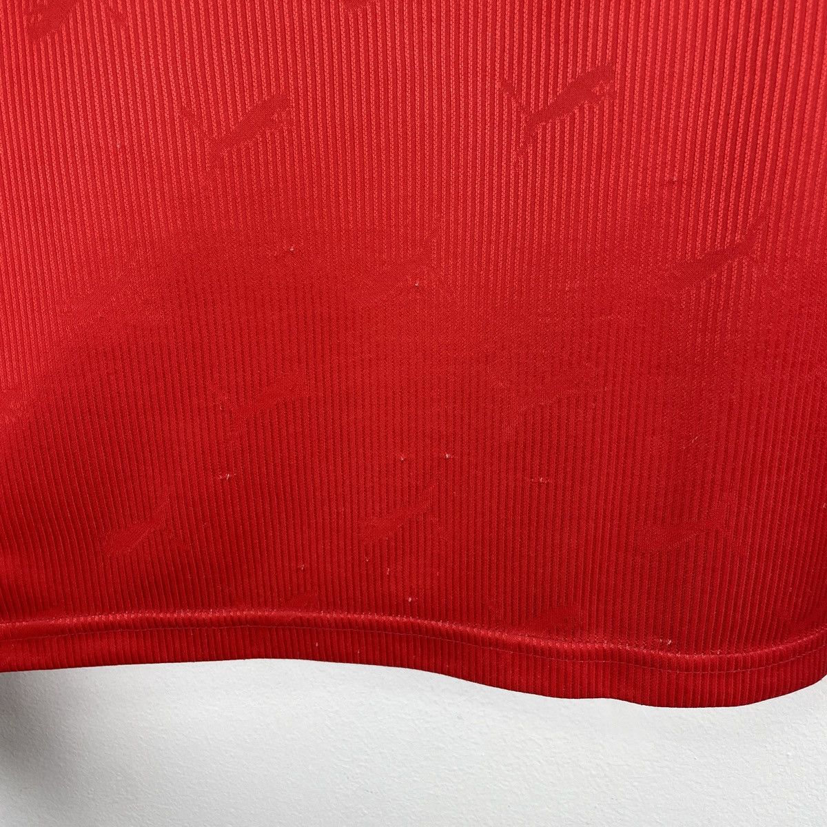 Puma Vintage FC Utrecht Puma Training Jersey Shirt Men Size S-M Size US S / EU 44-46 / 1 - 13 Thumbnail
