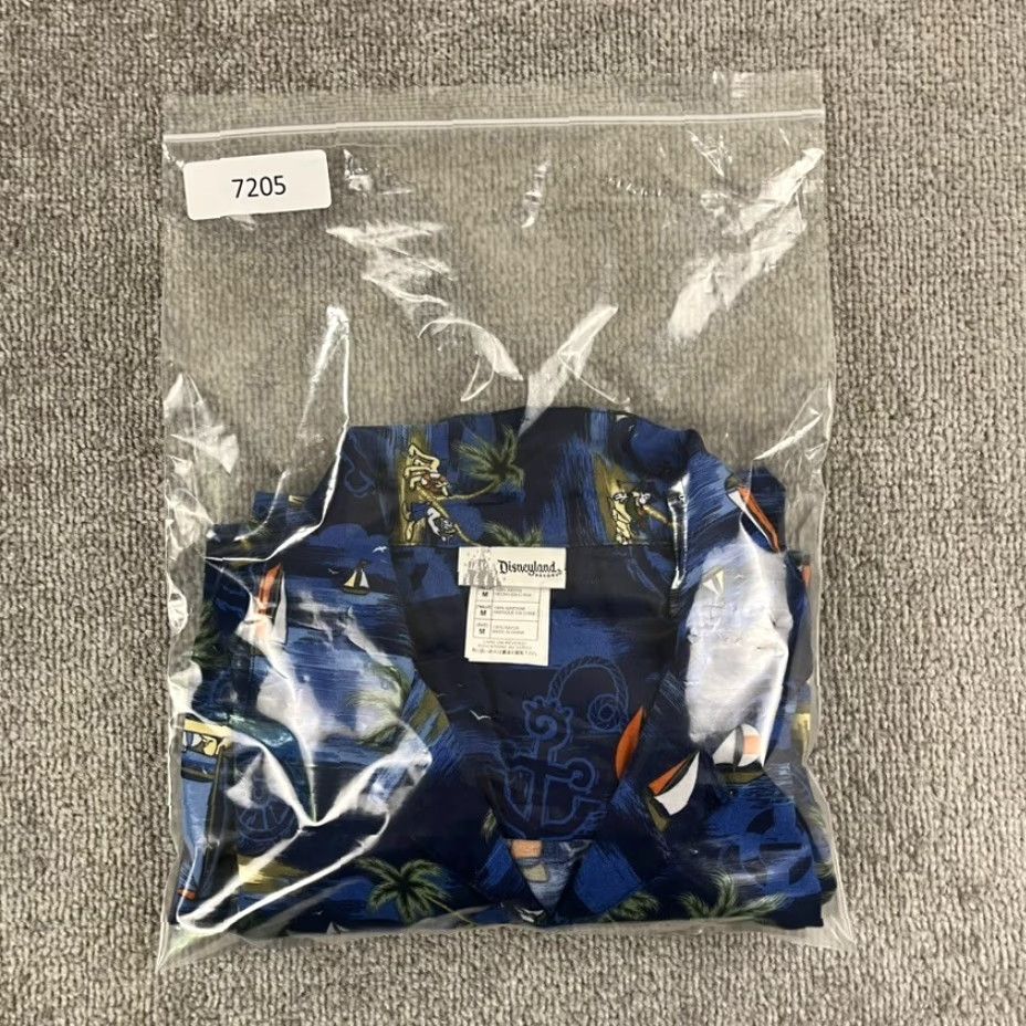 Disney VINTAGE Disney Hawaiian Shirt Men Medium Blue Floral Mickey Daffy Casual Summer Spring Fall Winter Size US M / EU 48-50 / 2 - 8 Thumbnail