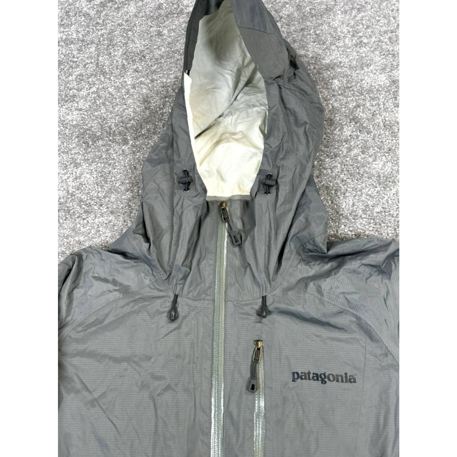 Patagonia Patagonia Torrentshell Jacket Womens XS Gray H2No Water Resistant Full Zip Rain Coat Outdoor Size XS / US 0-2 / IT 36-38 - 2 Thumbnail