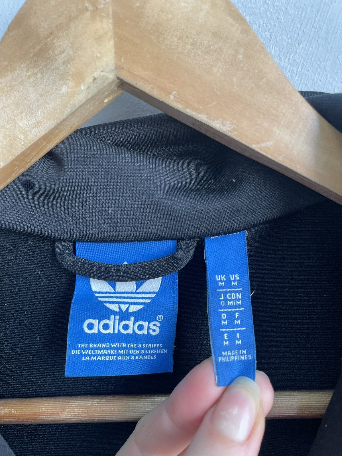 Adidas Vintage Y2K-3 style ripped adidas y2k sweatshirt zipper Size US M / EU 48-50 / 2 - 5 Thumbnail