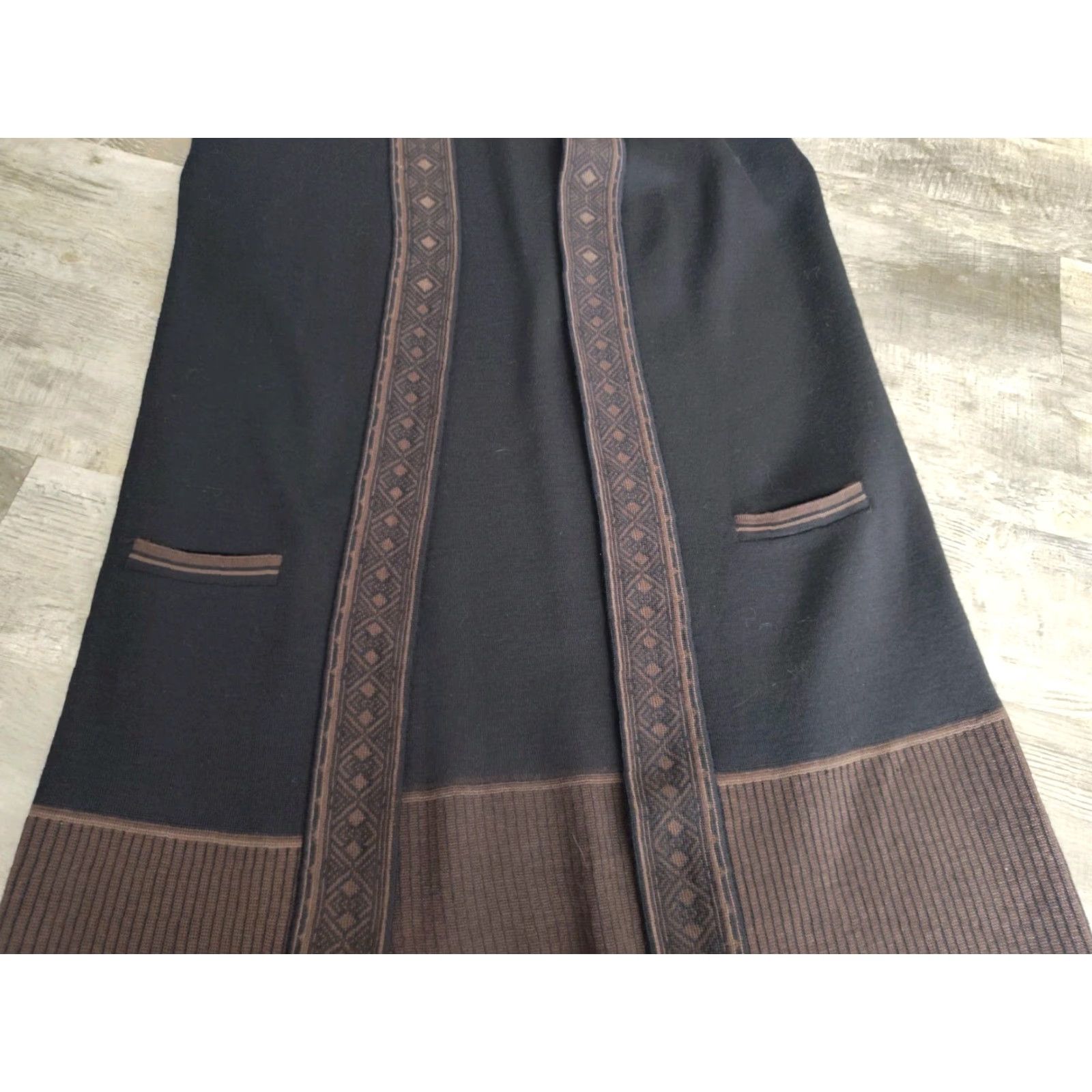 Dale Of Norway VINTAGE Oda of Norway Women’s Sleeveless Cardigan Knit Wool Geometric M Black Brown Norwegian Outdoor Casual Fall Winter Size M / US 6-8 / IT 42-44 - 6 Thumbnail