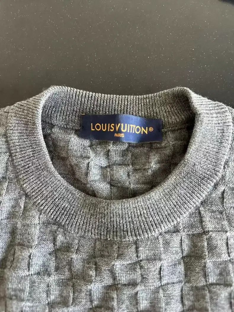 Louis Vuitton Louis Vuitton Grey Checker Knit Sweater Size US L / EU 52-54 / 3 - 4 Thumbnail