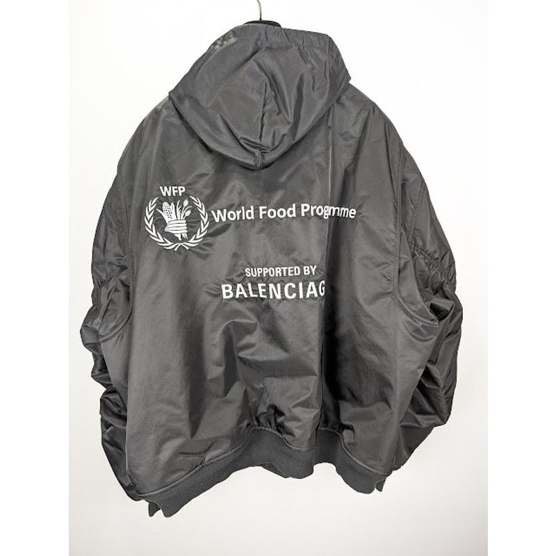 Balenciaga o1rshd1 World Food Program Hooded Nylon Bomber in Black Size US XL / EU 56 / 4 - 12 Thumbnail
