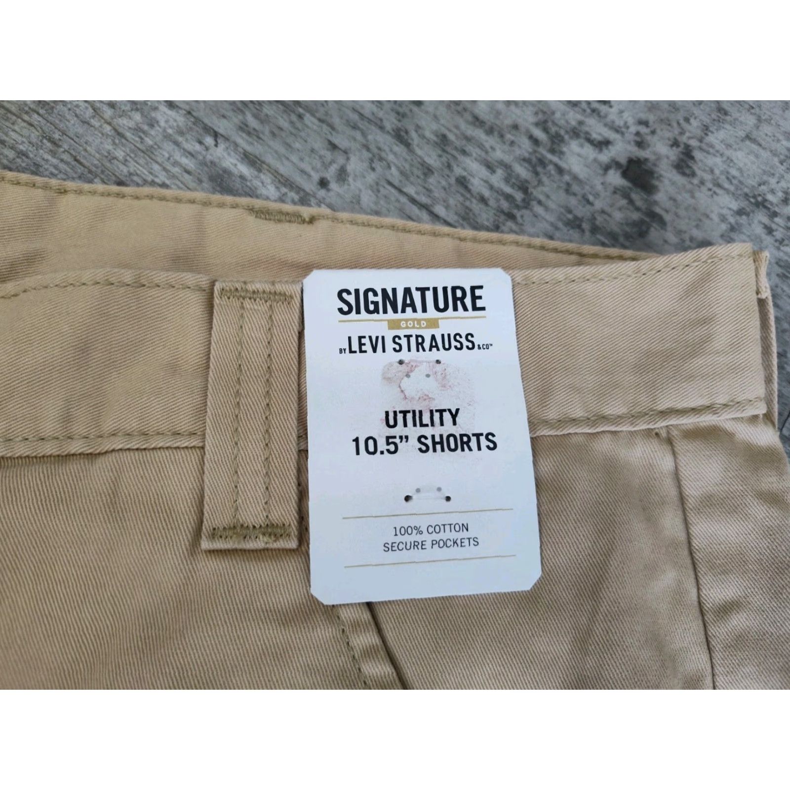 Levi's VINTAGE Levi's Signature Gold Utility Shorts Men’s Size 40 Casual Workwear Travel Brown Cotton 10.5" Inseam NWT Size US 40 / EU 56 - 6 Thumbnail