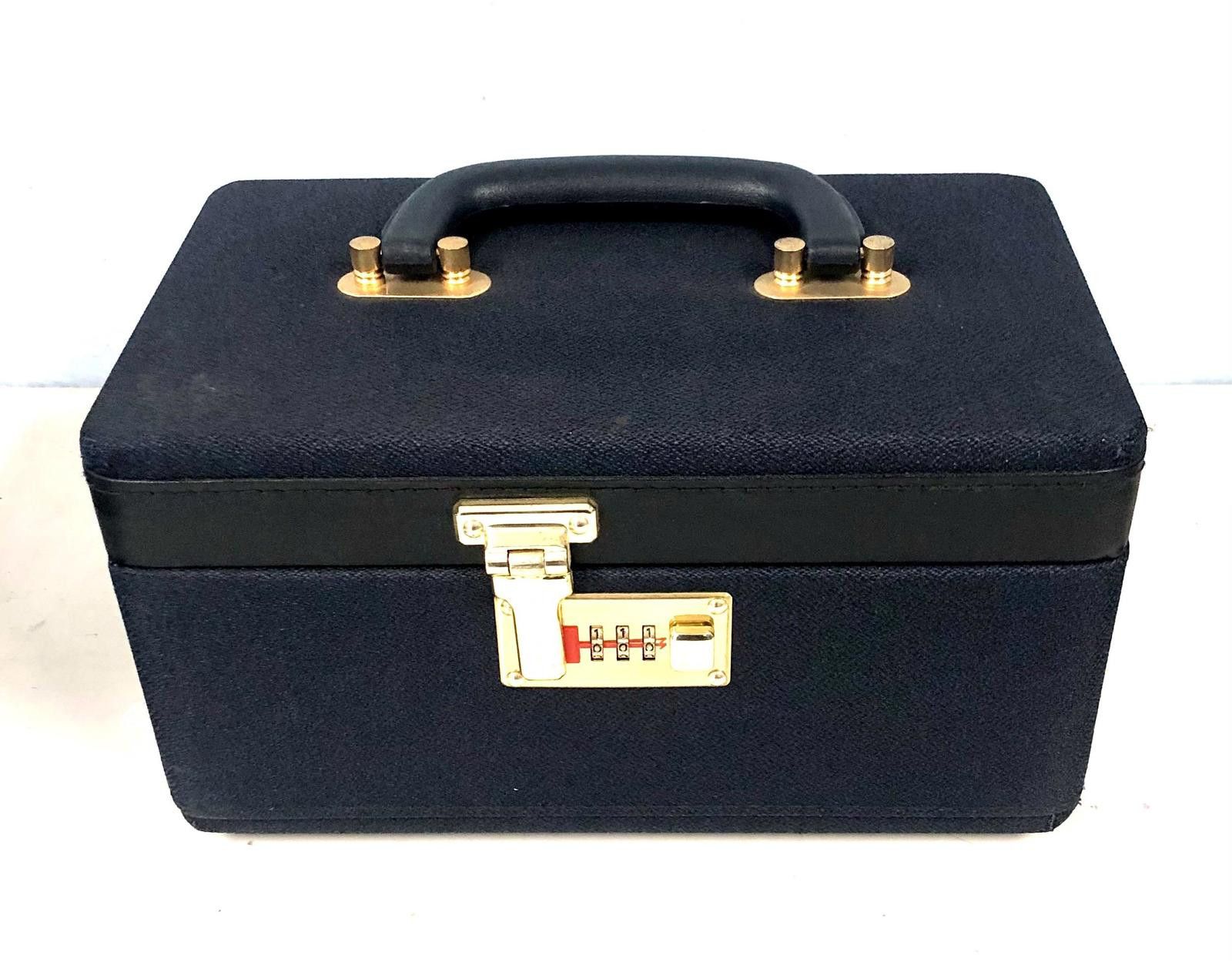 Designer Jewelry Toiletry Makeup Carrying Bag Navy Blue Black Size ONE SIZE - 1 Thumbnail