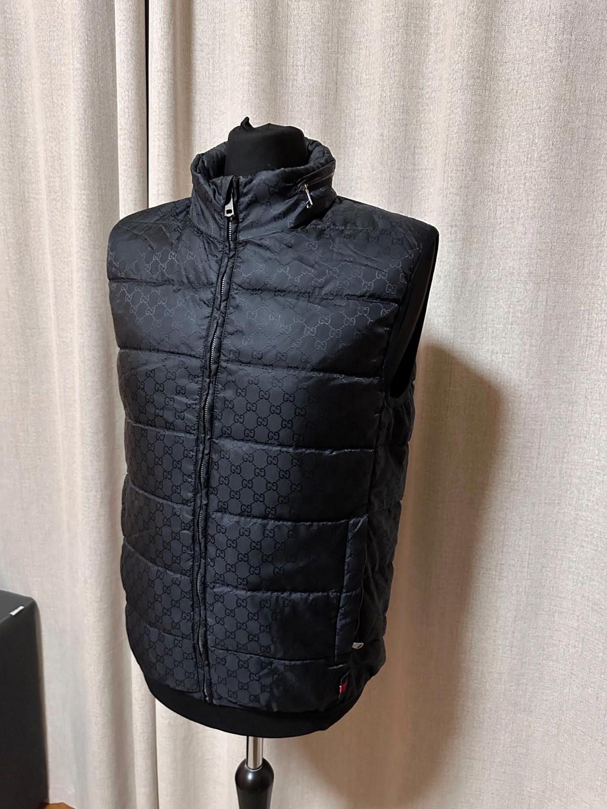 Gucci Gucci Monogram Logo Vest Sz 48 Size US M / EU 48-50 / 2 - 4 Thumbnail