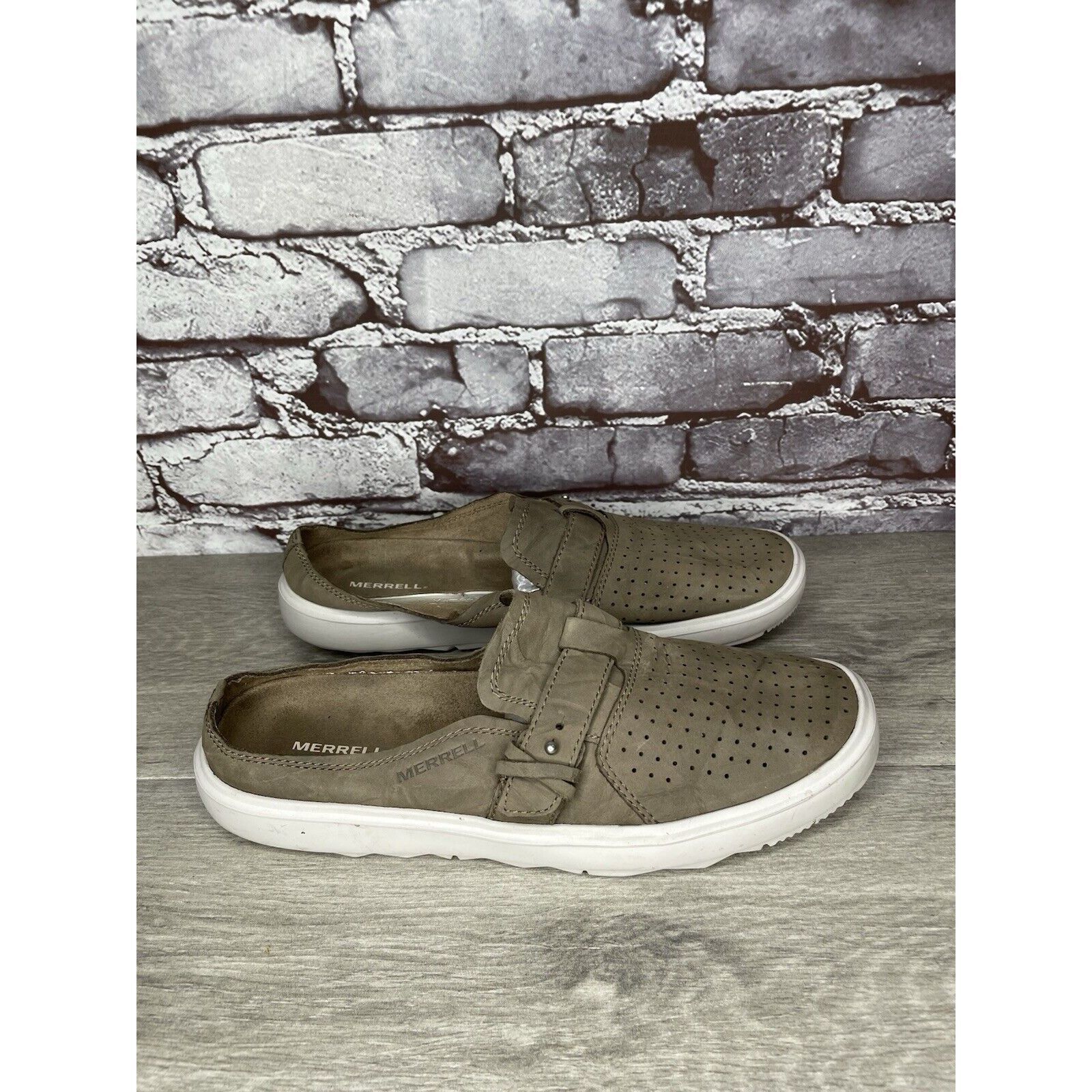 Merrell Merrell Perforated Gray Nubuck Around Town City Slip On Shoe Size US 9.5 / IT 39.5 - 3 Thumbnail