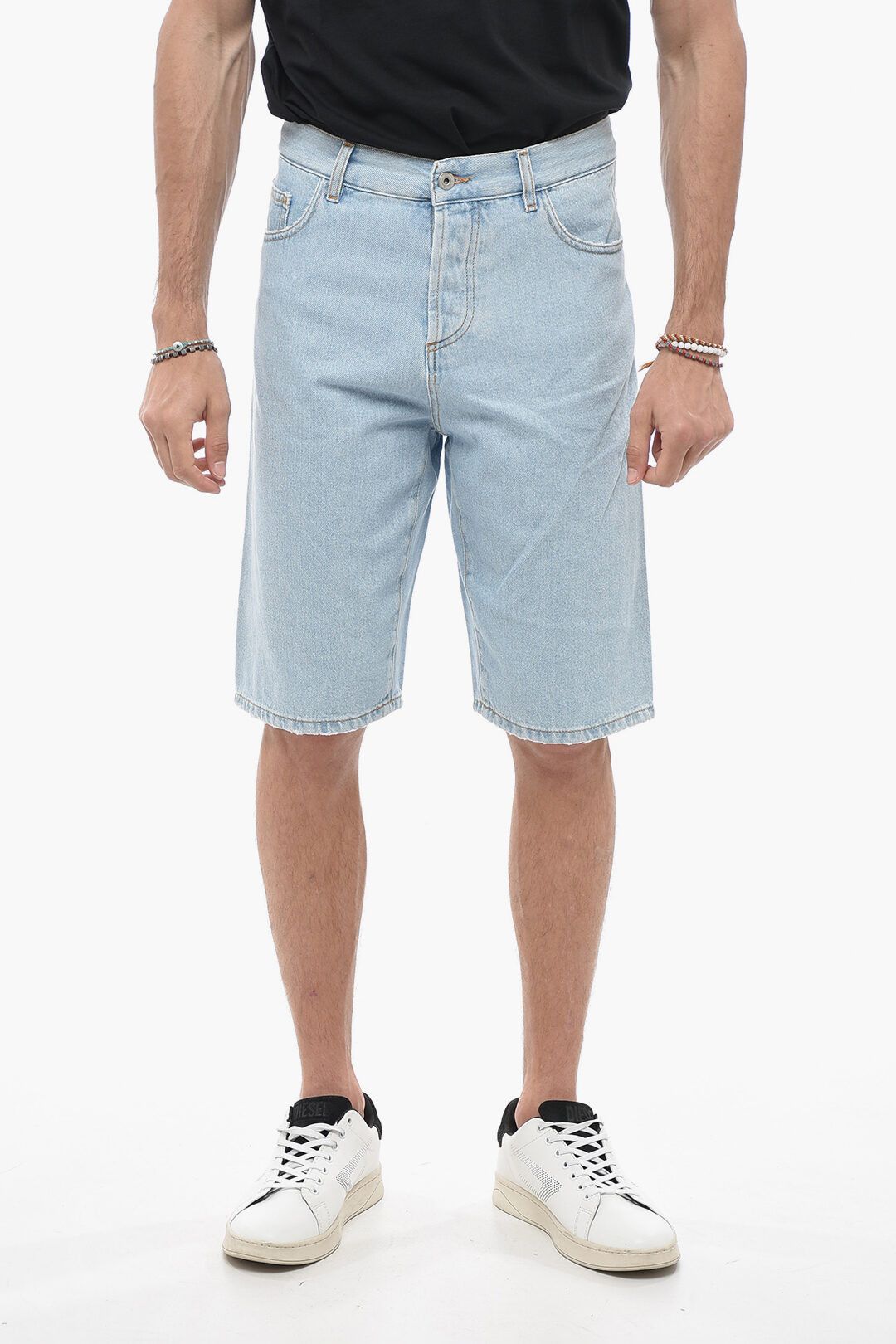 og1mm0424 Light Washed Denim Short in Blue
