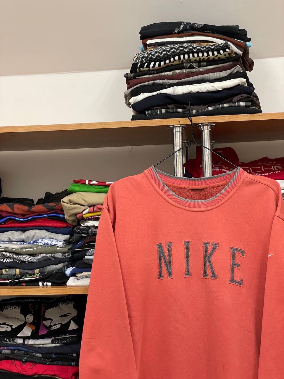 Nike × Vintage NIKE VINTAGE CENTER LOGO OVERSIZE BOXY SWEATSHIRT Size US M / EU 48-50 / 2 - 5 Thumbnail