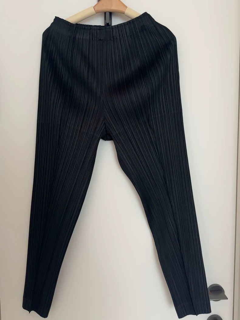Issey Miyake Issey Miyake size:3 Black pleated pants Size 42" / US 20 - 1 Thumbnail