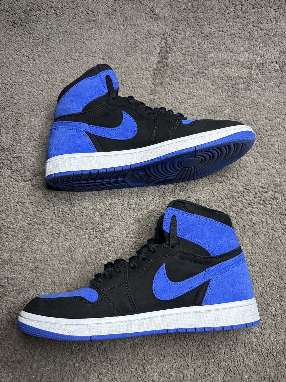 Jordan Brand Jordan 1s Royal reimagined Size US 9 / EU 42 - 2 Thumbnail
