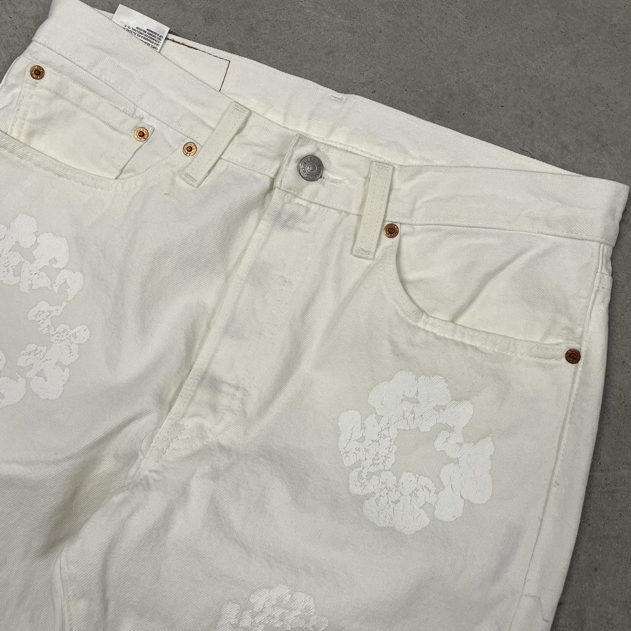 DENIM TEARS White Denim Tears Cotton Wreath Denim Pants Size US 33 - 3 Thumbnail