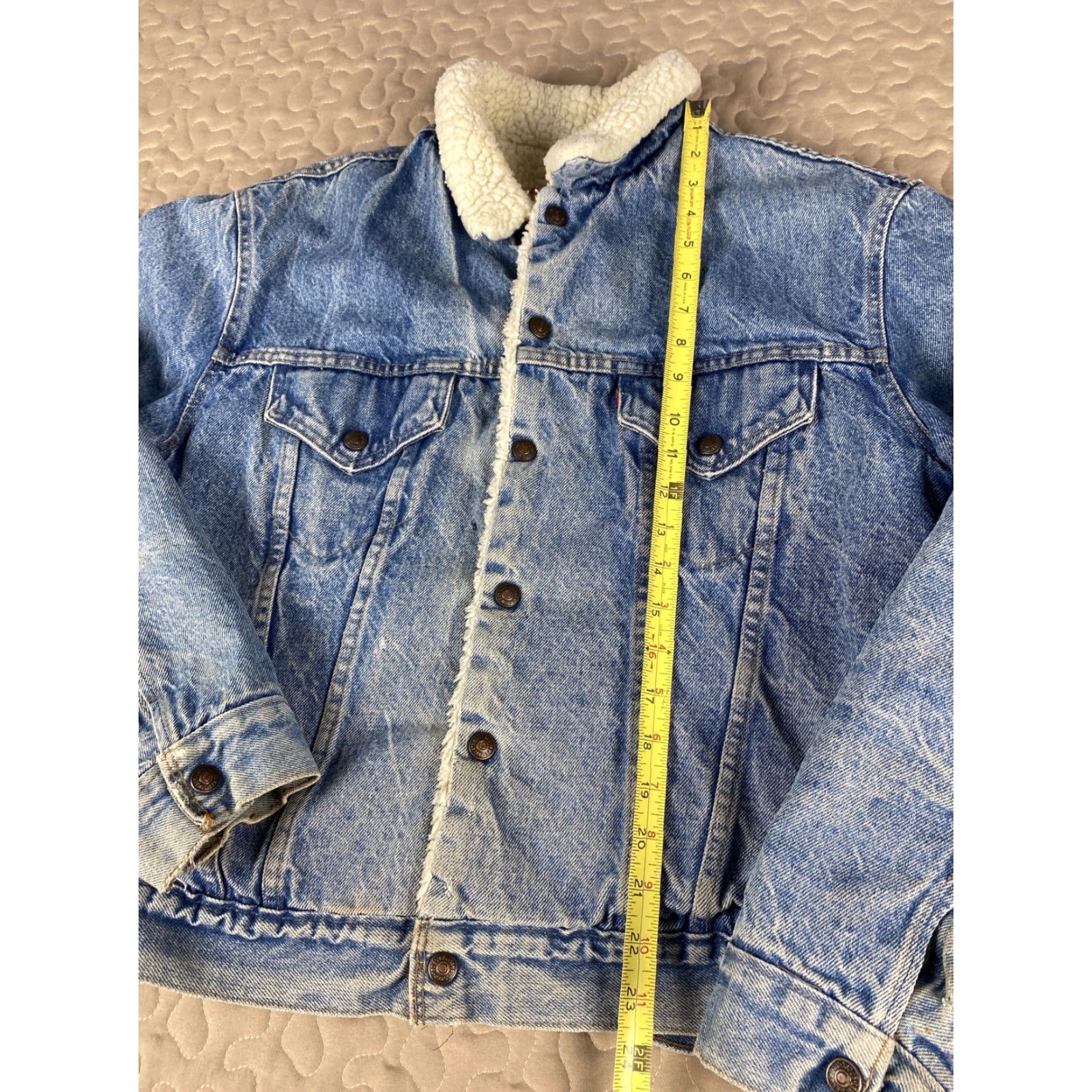 Levi's VINTAGE Levi's Denim Jacket Jean Lined Sz 46 Made in USA Light Wash Men Jacket USA Blue 46 Mens Size US 30 / EU 46 - 4 Thumbnail