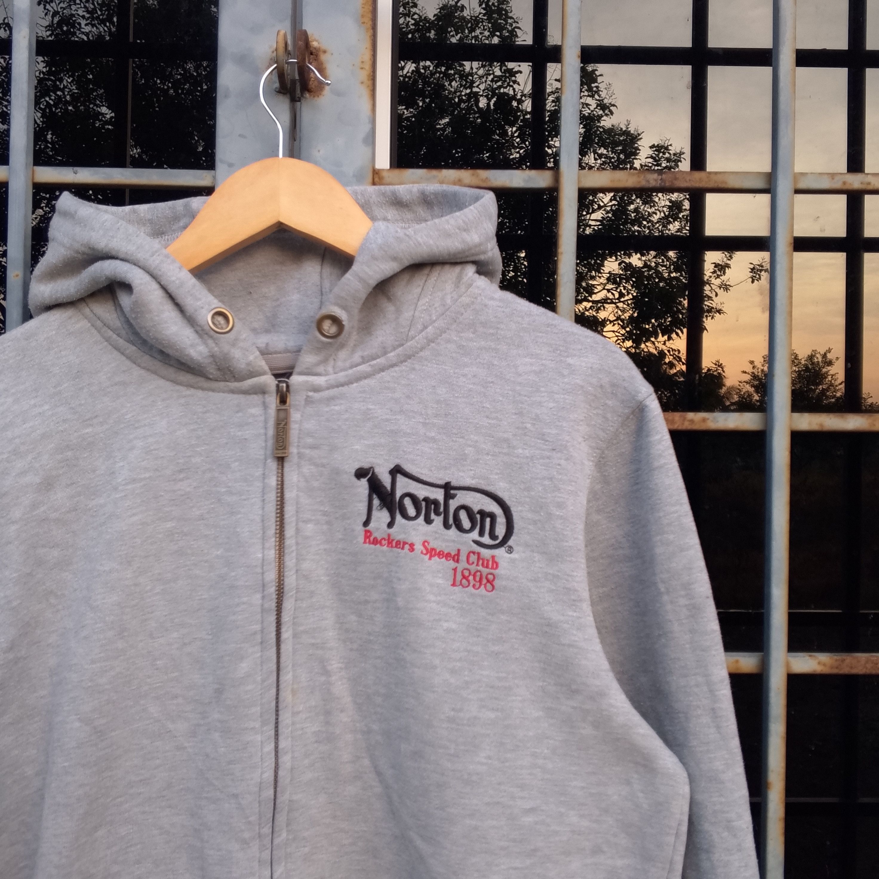 Norton Norton Motorcycle Rockers Speed Club Zip Up Hoodie Size US L / EU 52-54 / 3 - 3 Thumbnail