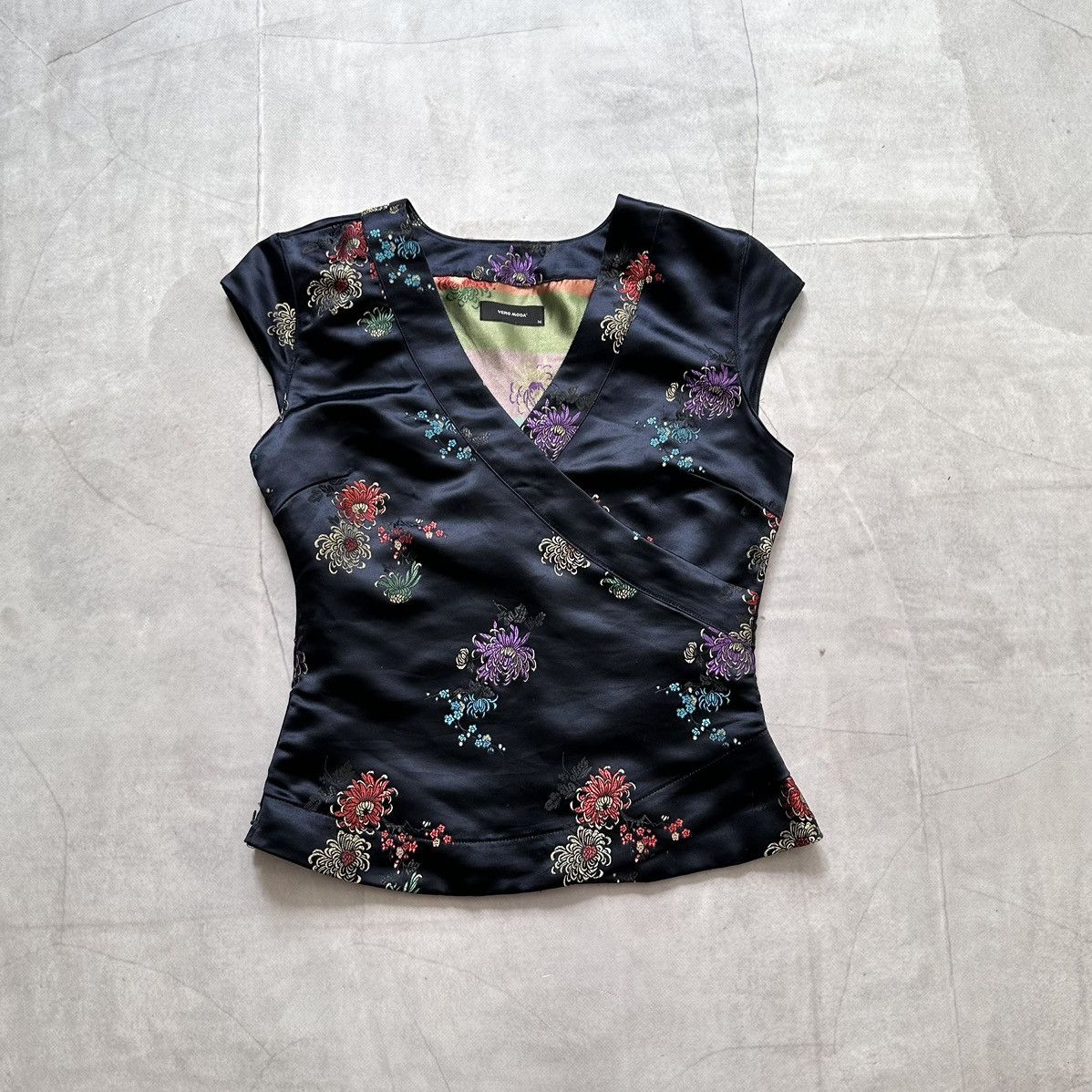 Hysteric Glamour × Undercover 00s Japan Floral Vintage Side Tank Top Hysteric Glamour Vibe Size S / US 4 / IT 40 - 5 Thumbnail