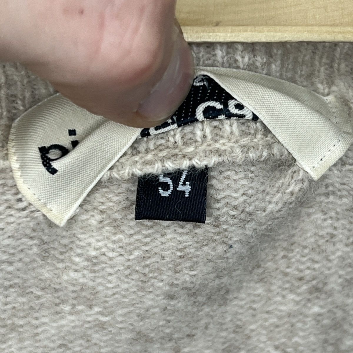 Pierre Cardin × Vintage Vintage 90s Pierre Cardin Cable jumper old money sweater Size US L / EU 52-54 / 3 - 11 Thumbnail