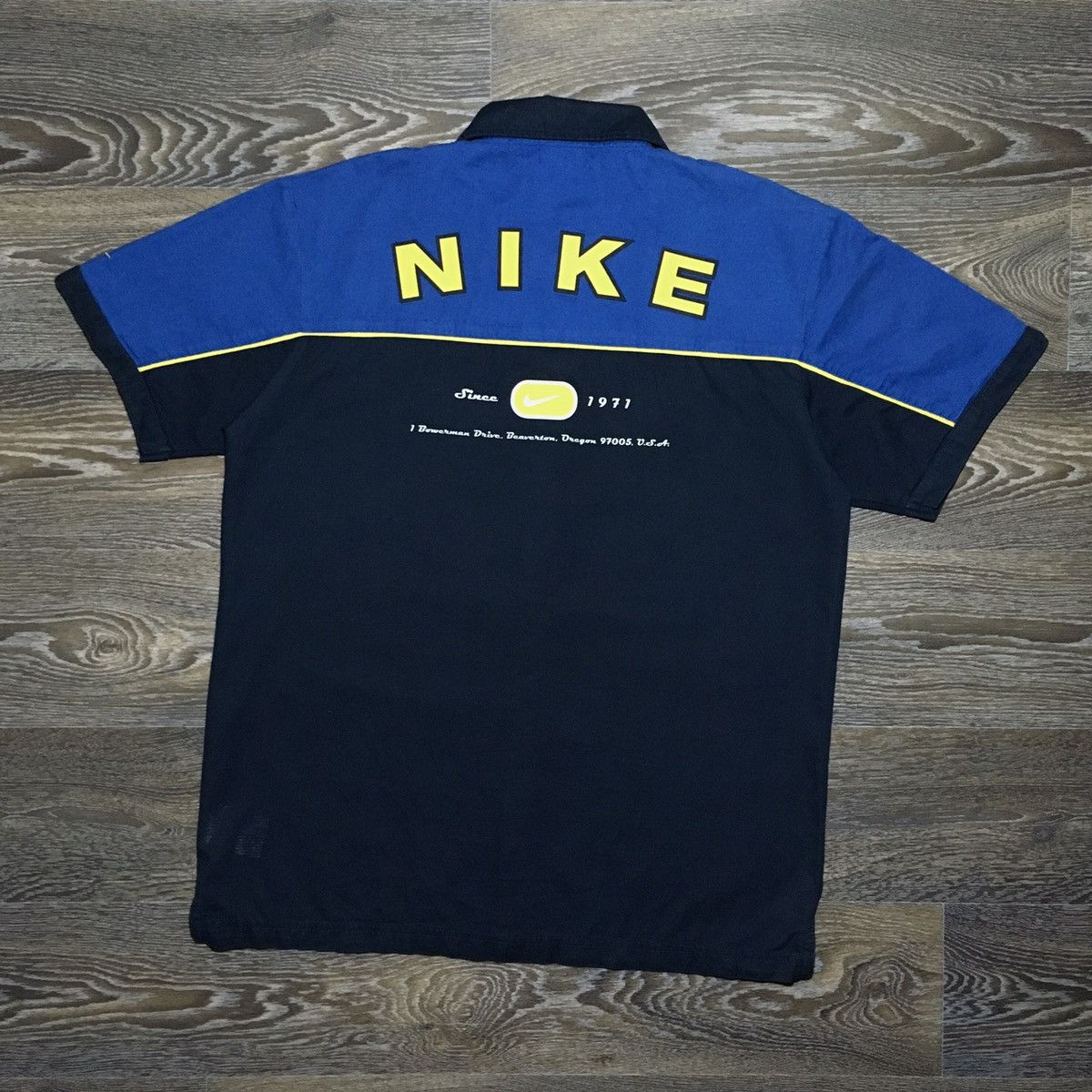 nike button down shirt