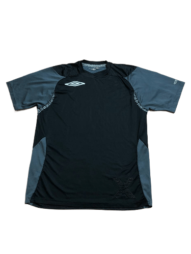 Umbro Vintage Umbro Embroidered Logo Short Sleeve T-Shirt Size US XL / EU 56 / 4 - 1 Thumbnail