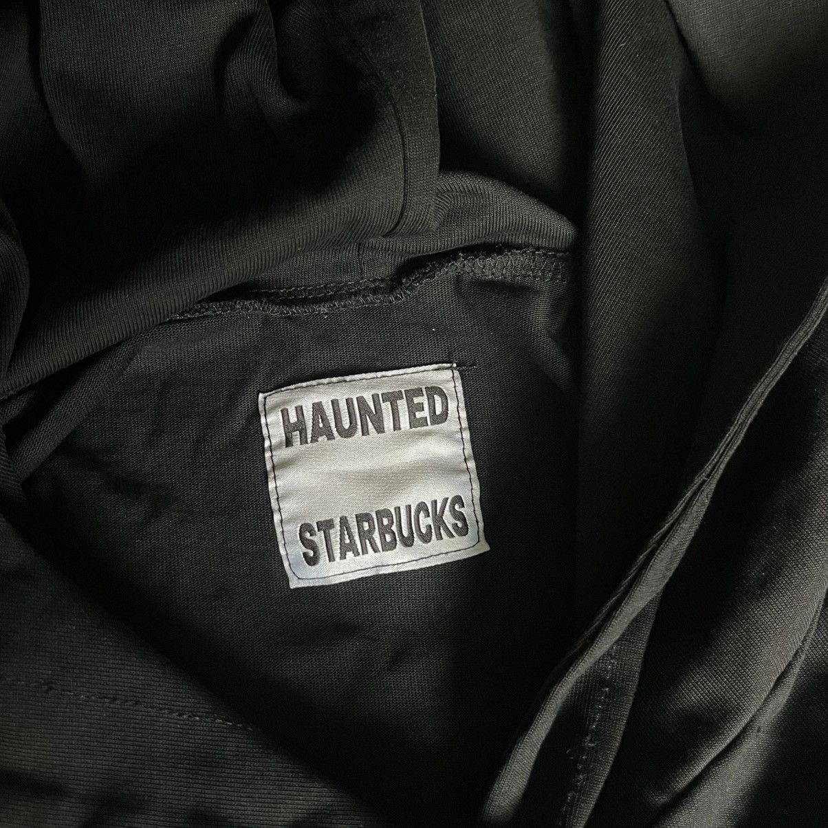 Haunted Starbucks Haunted Starbucks Queen Elizabeth Rest in Piss Layer Hoodie Size US L / EU 52-54 / 3 - 6 Thumbnail