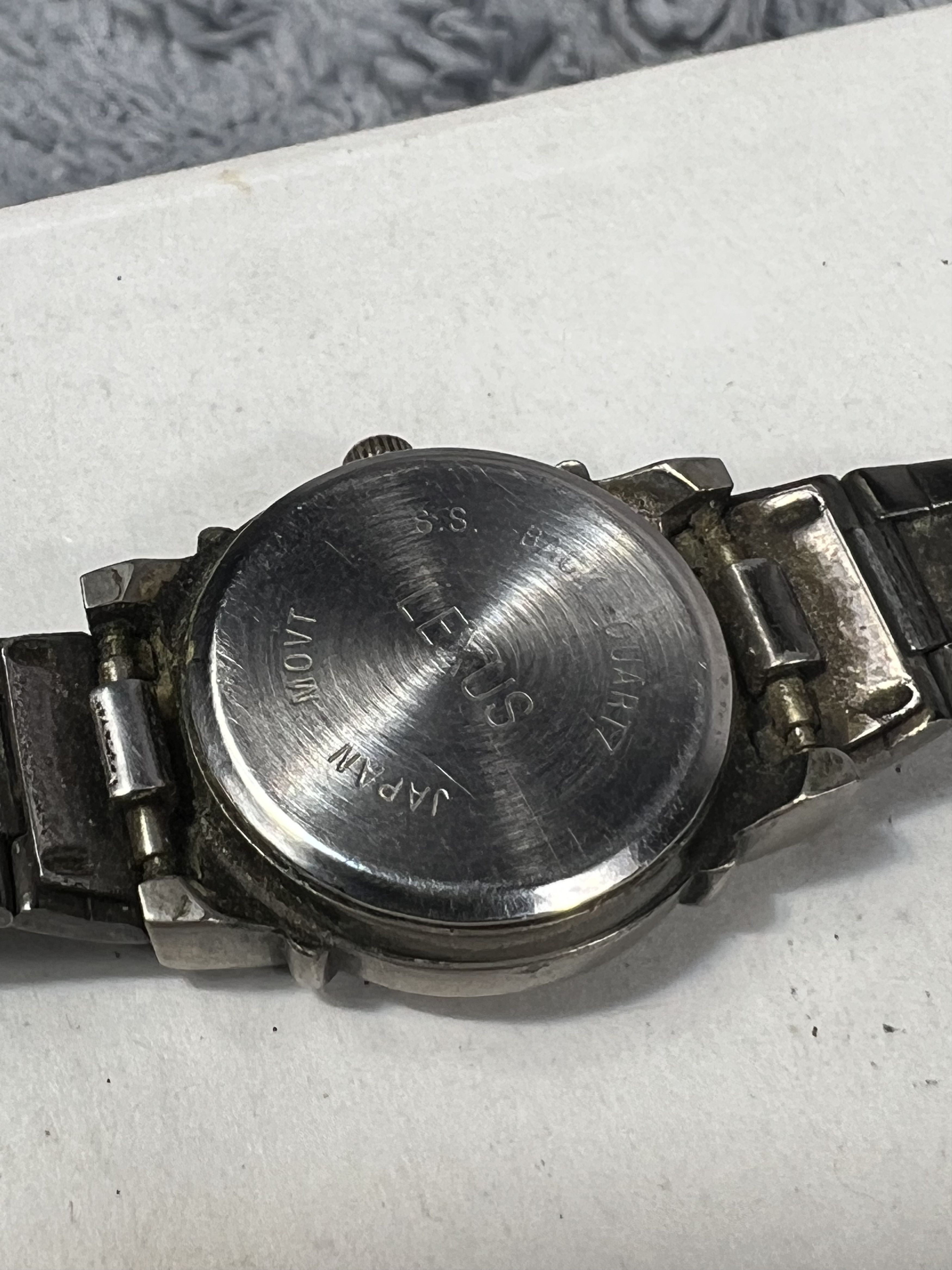 Vintage Futuristic Minimalistic Lexus Japanese Style Bracelet Watch Size ONE SIZE - 18 Thumbnail