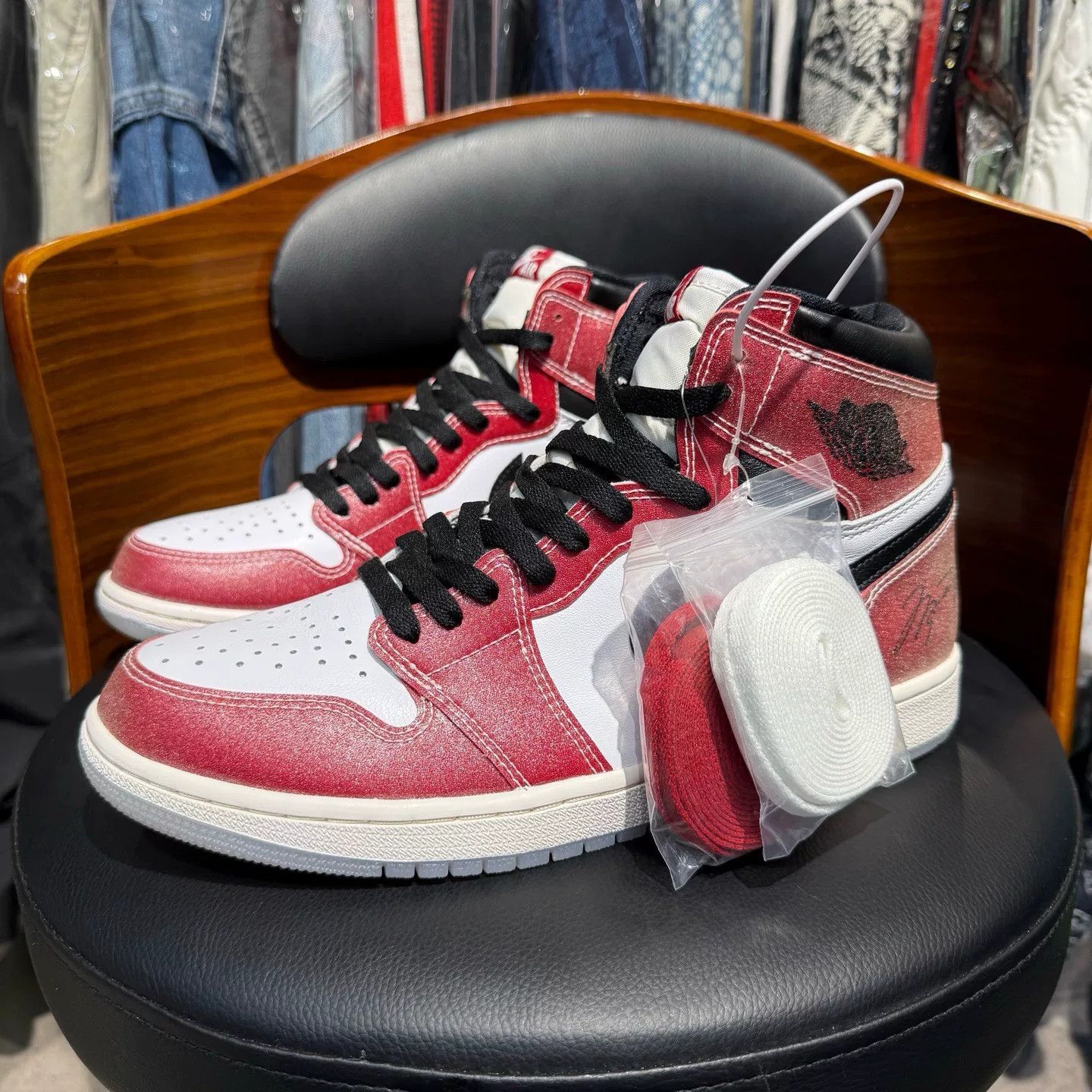 Nike Nike AJ1 Collab Red Lowtop Sneakers 44 Men Size US 10.5 / EU 43-44 - 1 Thumbnail