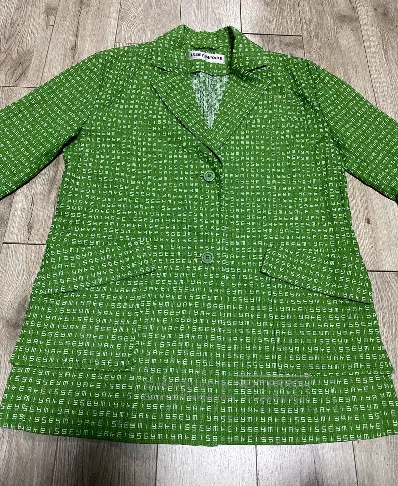 Issey Miyake Issey Miyake Green Jacket Size M / US 6-8 / IT 42-44 - 1 Thumbnail