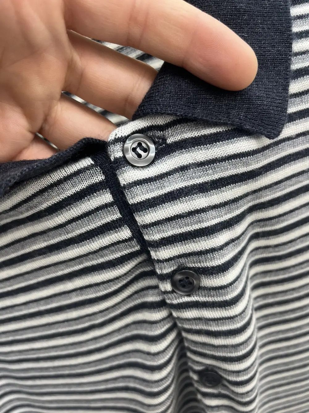 John Smedley John Smedley Colar Neck Striped Wool Jumper Sweater Size US S / EU 44-46 / 1 - 2 Thumbnail