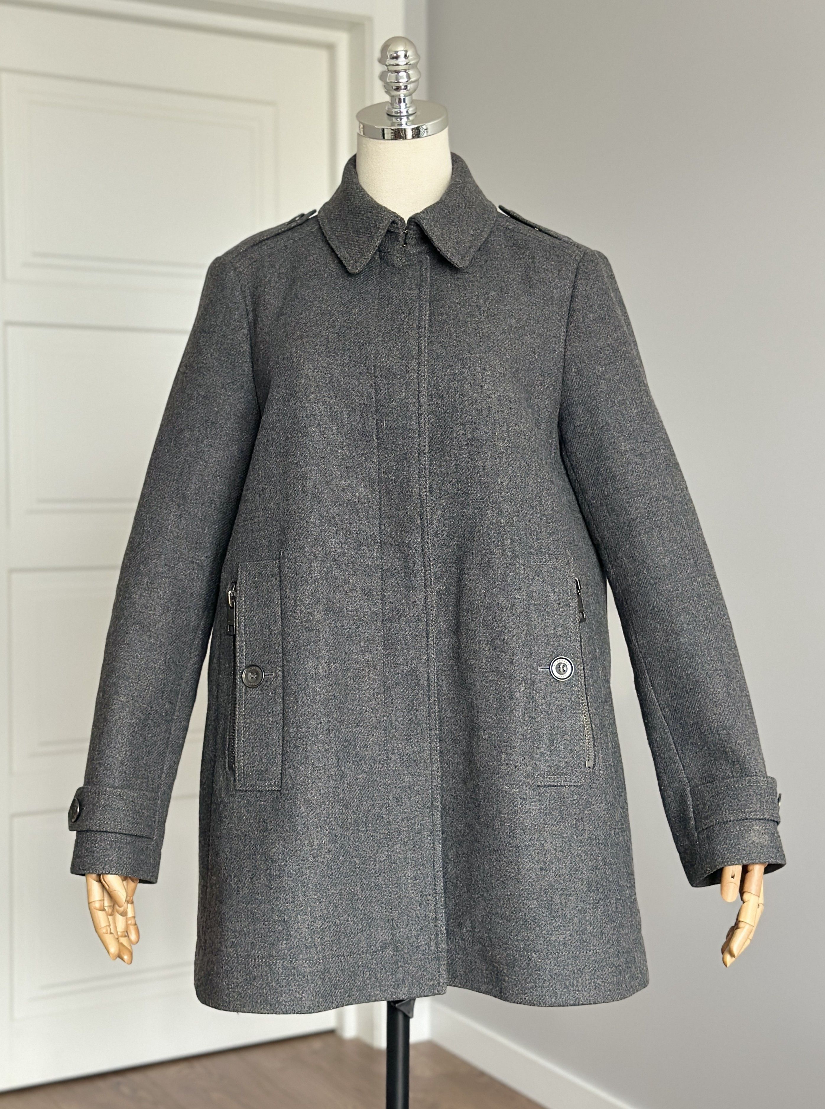 Burberry BURBERRY BRIT Women's Wool Coat Grey UK14 US12 ITA48 GER42 Size L / US 10 / IT 46 - 1 Thumbnail