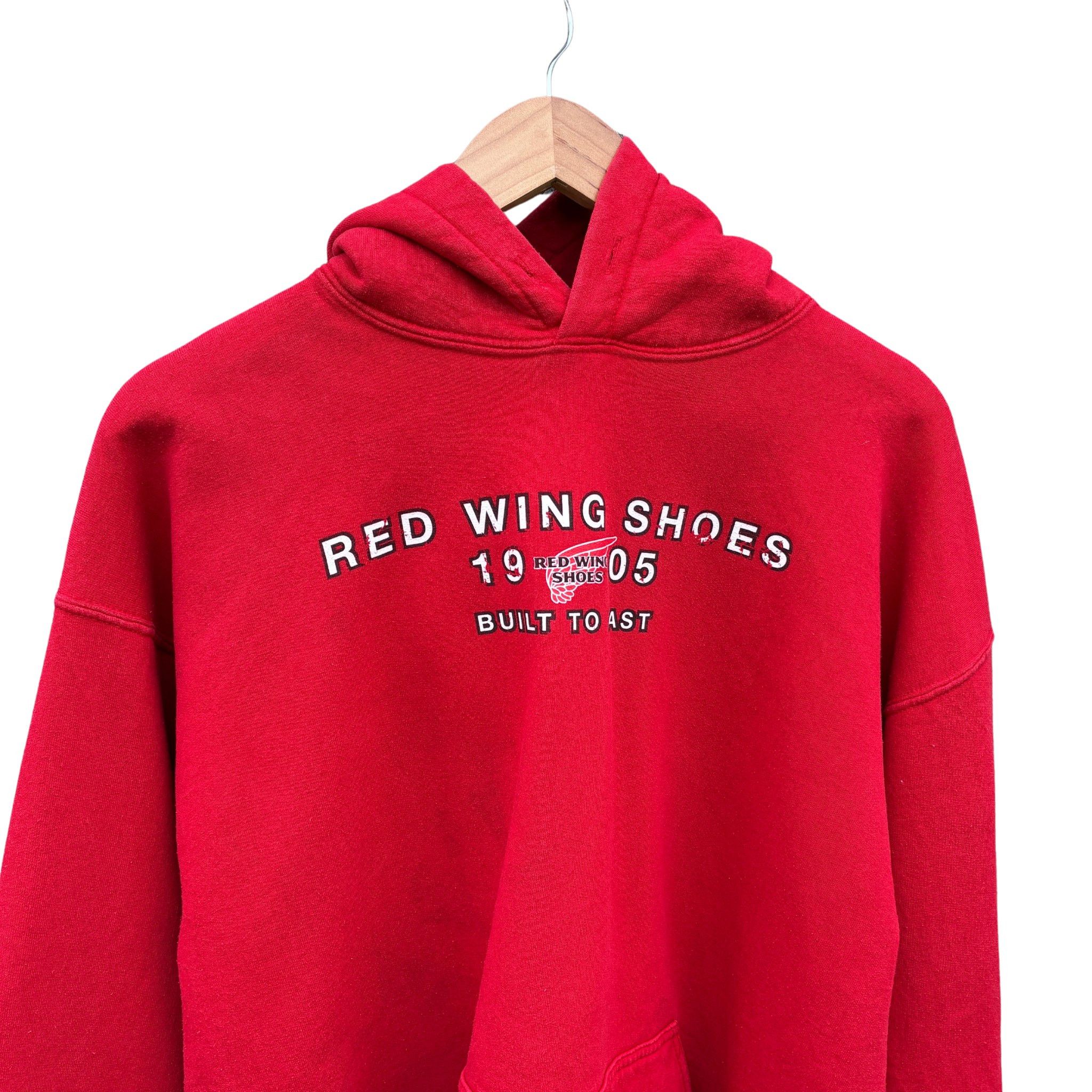 Gildan × Red Wing Red Wing Shoes Spell Out Classic Logo Red Hoodies Size US XL / EU 56 / 4 - 5 Thumbnail