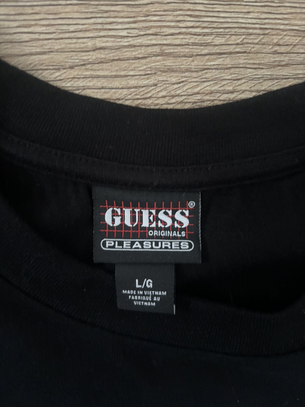 Guess × Pleasures Pleasures Guess Drew Barrymore Long Sleeve Tee Size US L / EU 52-54 / 3 - 3 Thumbnail