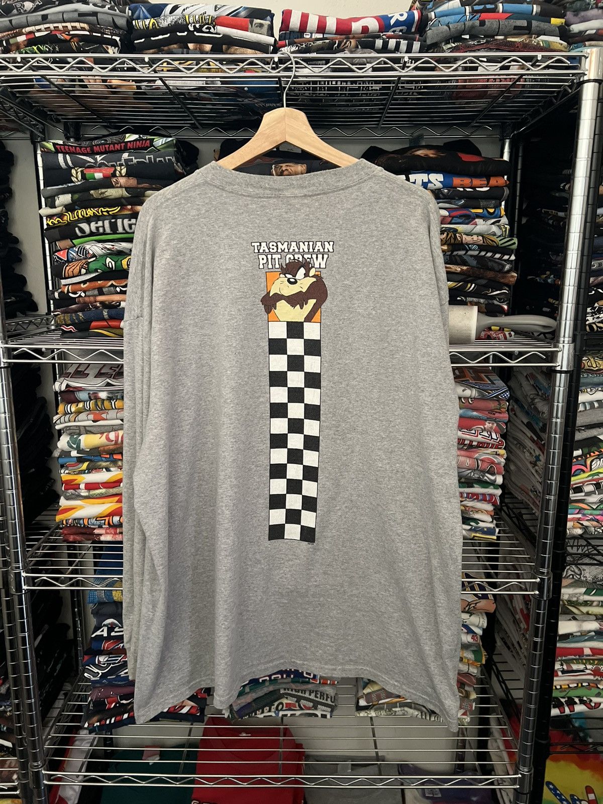 Warner Bros 90s Tasmanian Pit Crew Taz Looney Tunes Racing Tee Size US XXL / EU 58 / 5 - 2 Thumbnail